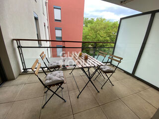  Appartement à louer 2 pièces 45 m²