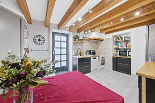  Maison � vendre 9 pi�ces 196 m�