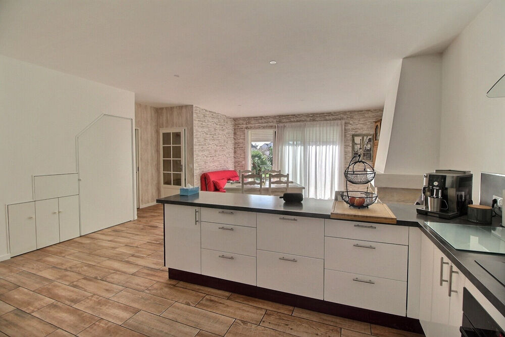 Vente Maison Maison de 6 pièces (avec jardin et sous-sol) à vendre à Massy - Secteur La Paix, limite Antony Massy