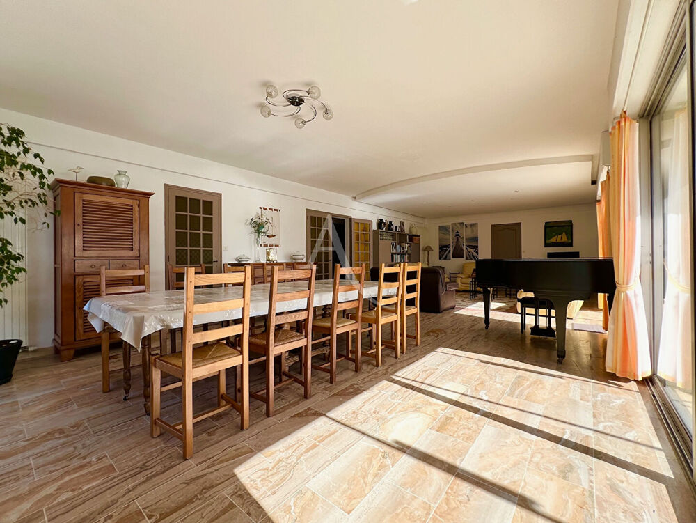 Vente Maison Maison Saint Vincent Sur Jard 9 pièce(s) 204 m2 Saint vincent sur jard