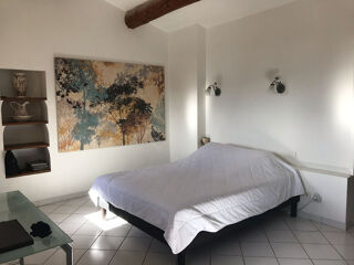  Appartement à louer 4 pièces 130 m²