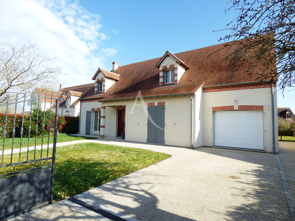 Maison 6 pièces 171 m² · à Jargeau · 171 m² · 329 700 €