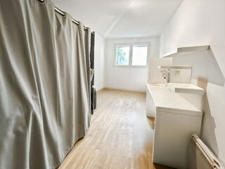  Appartement  louer 3 pices 77 m