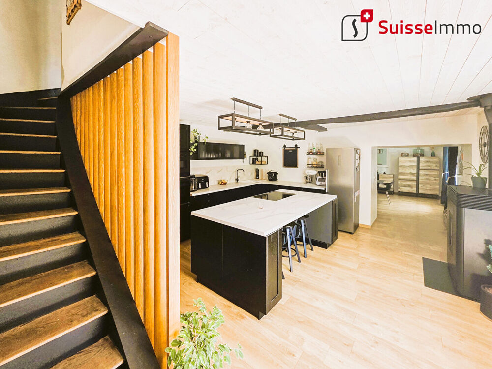 Vente Maison Maison  5 pièce(s) 166 m2 Dambelin