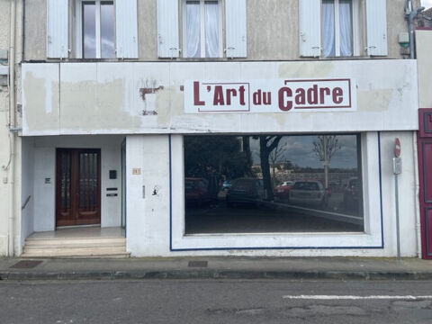 A LOUER : Local commercial Angouleme 700 16000 Angouleme