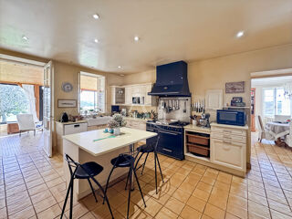  Maison � vendre 6 pi�ces 230 m�