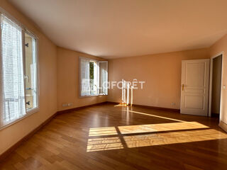  Appartement à louer 3 pièces 61 m²