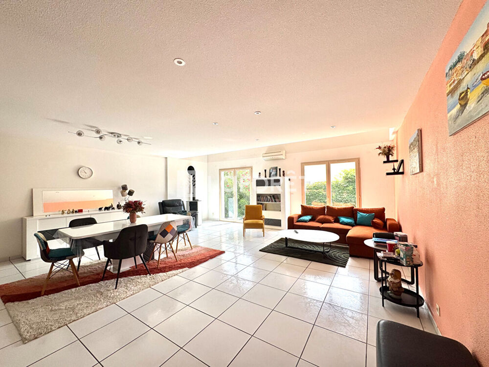 Vente Maison Maison 3 faces, 133m2 sur terrain piscinable 847m2. 299 000 Elne