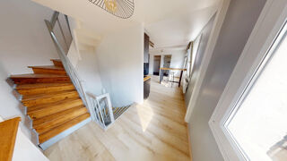  Appartement à louer 4 pièces 103 m²