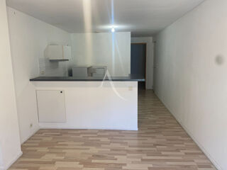  Appartement à louer 2 pièces 34 m²