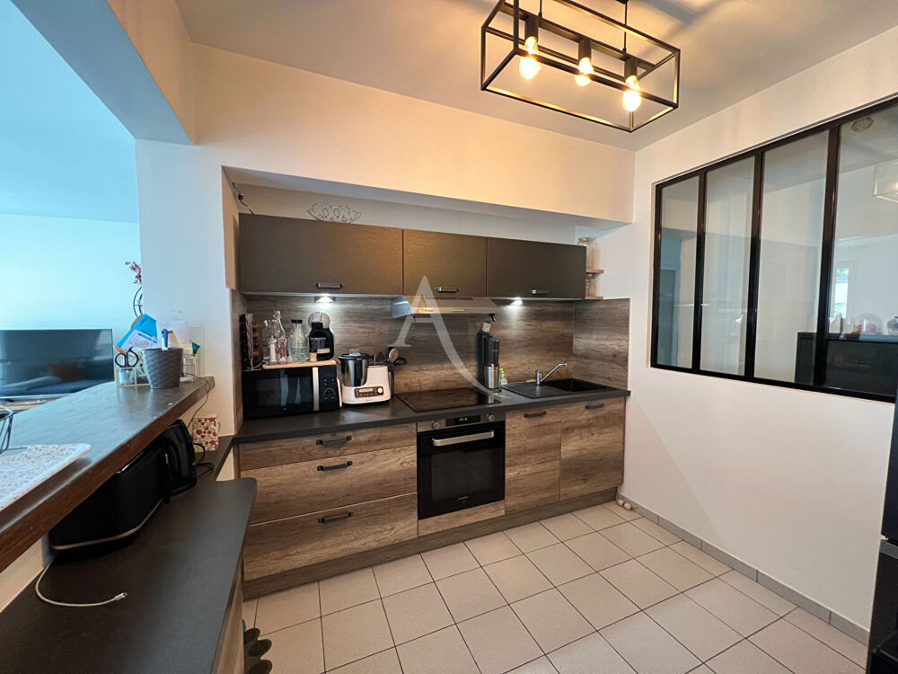 Appartement Chevry Cossigny 3 pièce(s) 70 m2