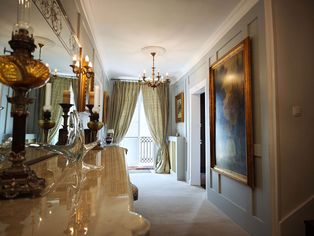 Vente Maison INDRE - Superbe chambre d'hôtes avec café, 7 chambres, appartement indépendant pour les propriétaires, dépendances, grand jardin Chaillac