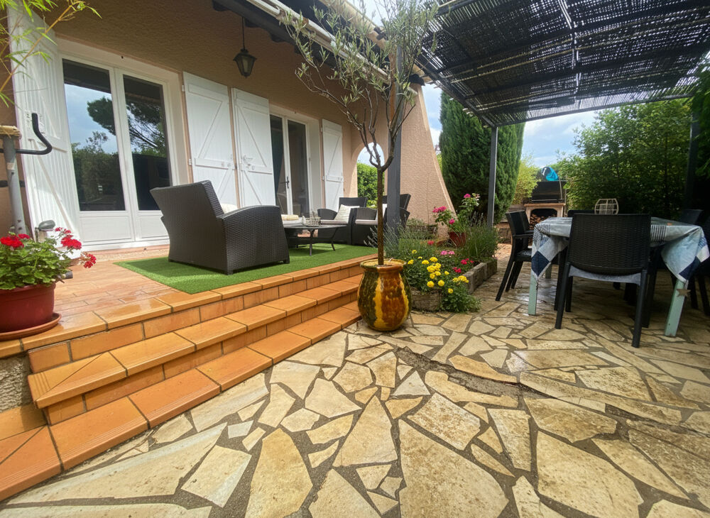 Vente Maison Maison d'architecte d'environ 120m2 avec jardin et piscine Carcassonne