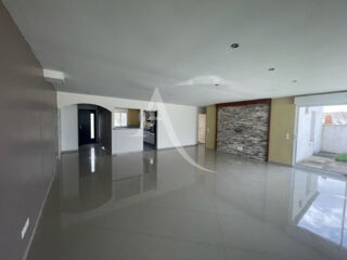  Maison  vendre 4 pices 129 m