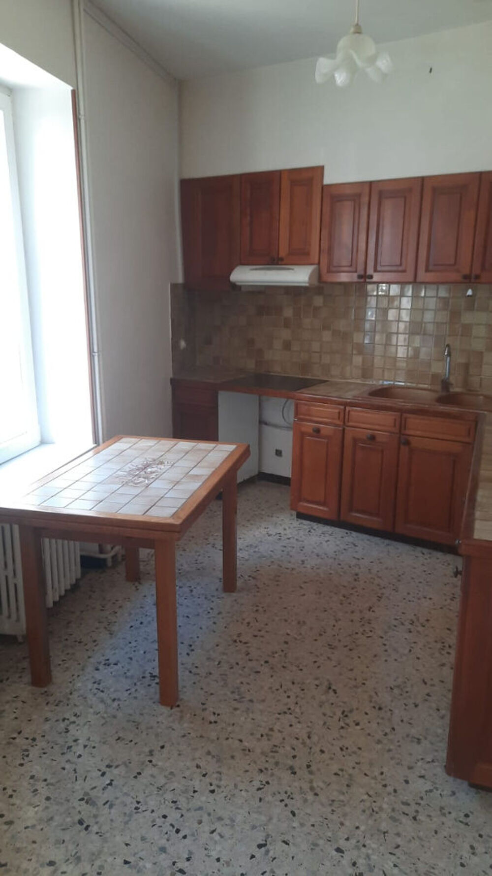 Location Maison VILLA 6 pi�ces - 131,60 m� - LE BOUSQUET D'ORB - 870  CC Le bousquet d orb