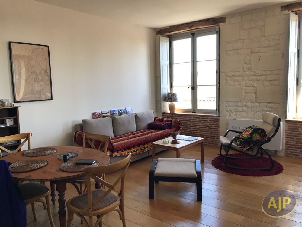 Location Appartement DUPLEX MEUBLÉ QUARTIER ST VIVIEN -  73.12 m2 Saintes