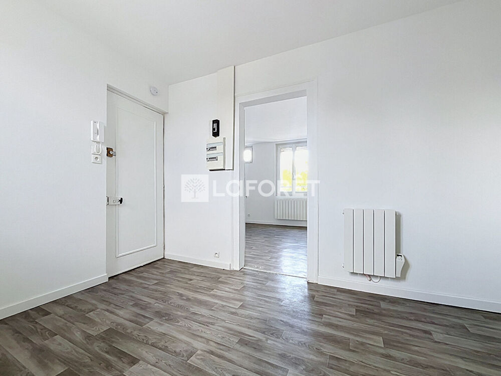 Location Appartement Appartement F2 - 409m² à Elbeuf Elbeuf