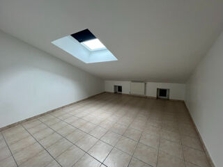  Appartement à louer 3 pièces 59 m²