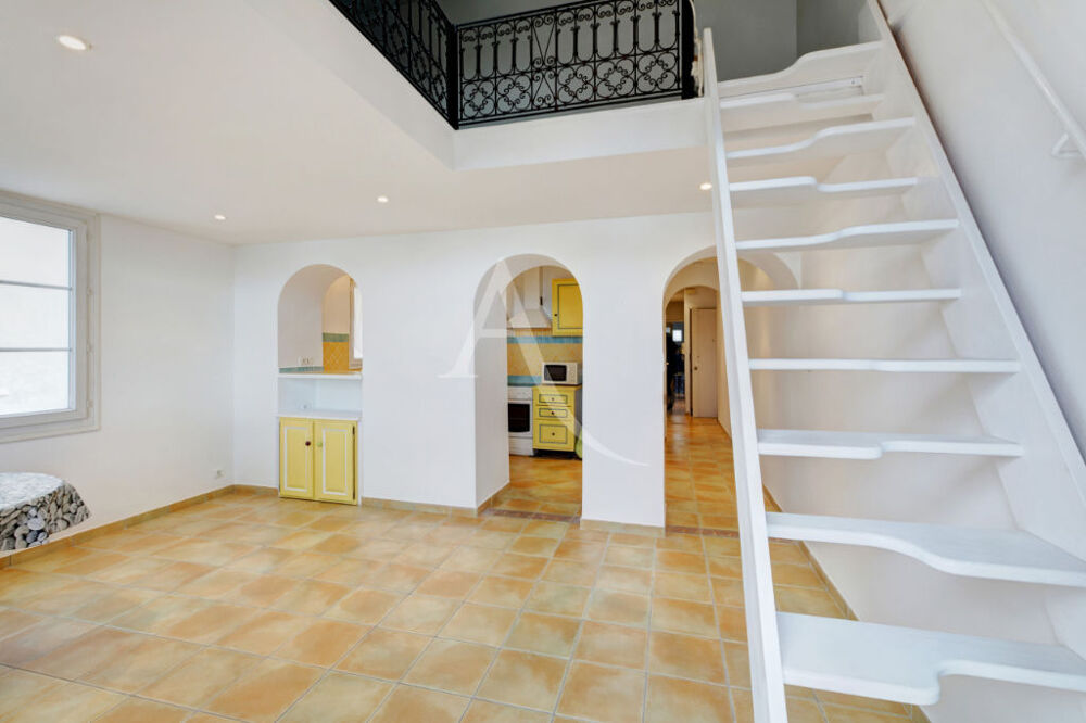 Location Appartement T3 au Mourillon, dernier étage, vue mer ! Toulon