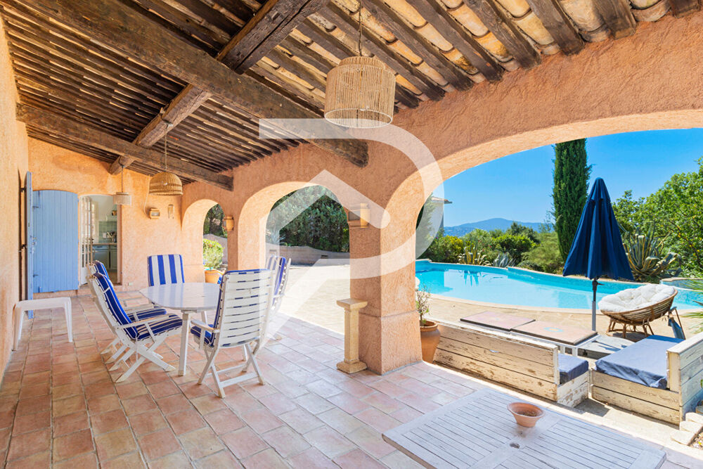 Vente Maison Maison Grimaud 10 pièces 380m2 sur parcelle  3000m2 avec piscine Grimaud