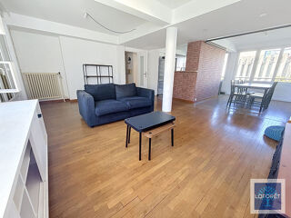  Appartement à louer 3 pièces 72 m²