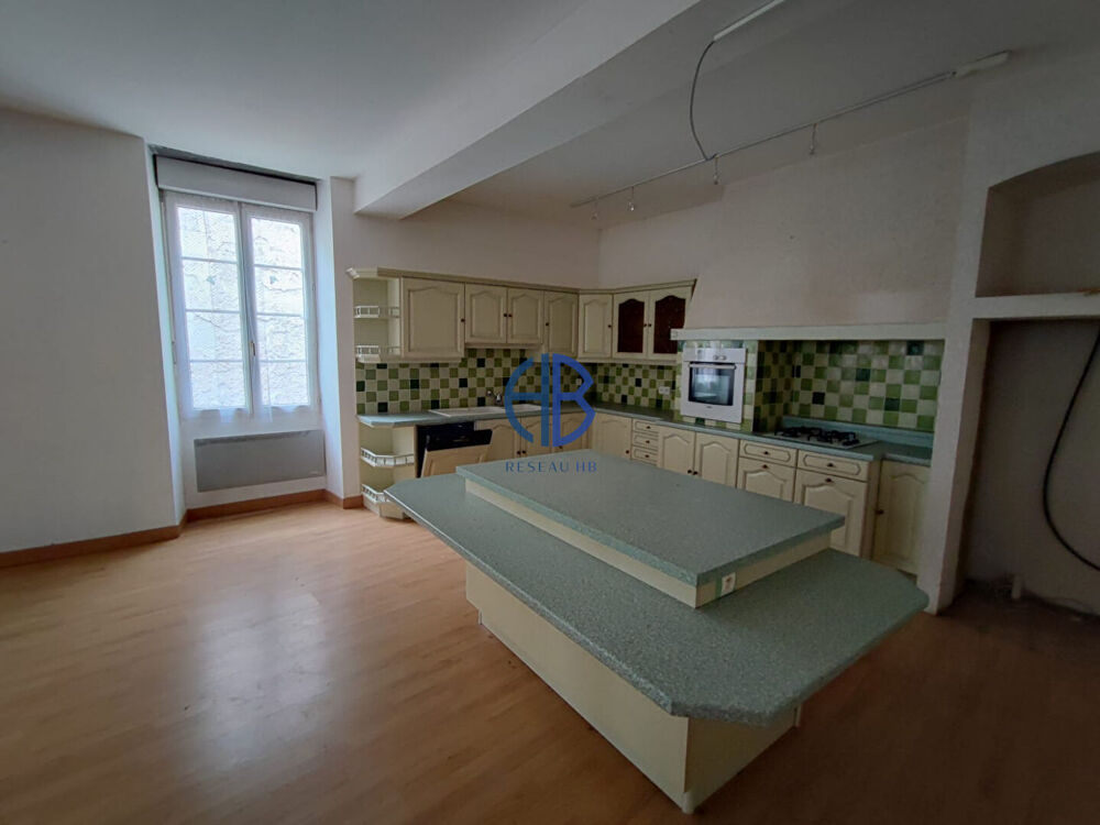 Maison Beauville 8 pièce(s) 218 m2