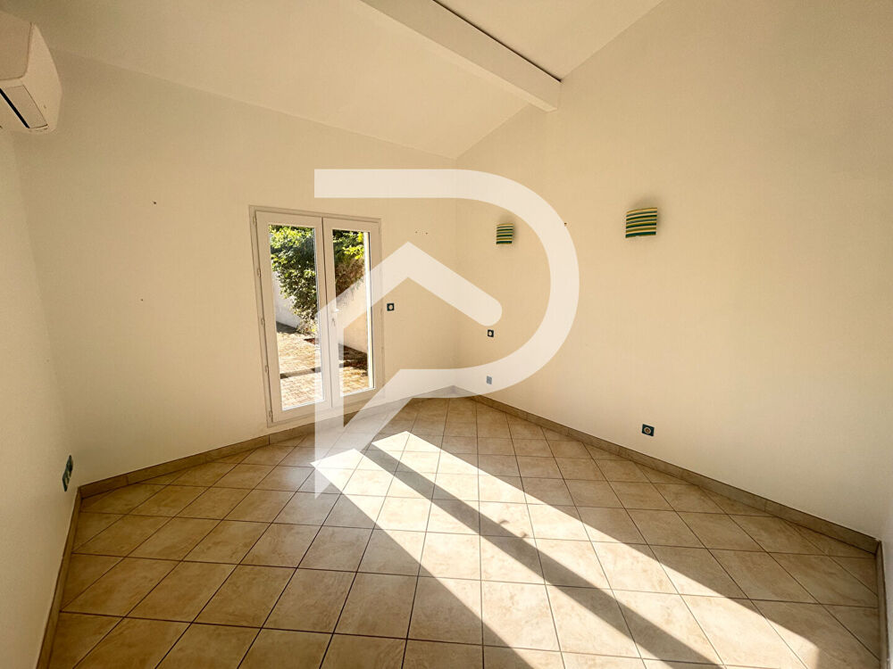  vendre  Maison Aigues-Mortes (30220)