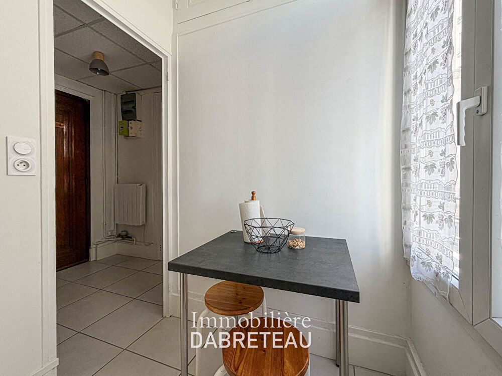 Location Appartement Studio meublé à louer à Lyon 6e Lyon 6