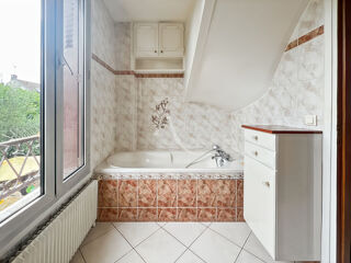  Maison à louer 5 pièces 98 m²