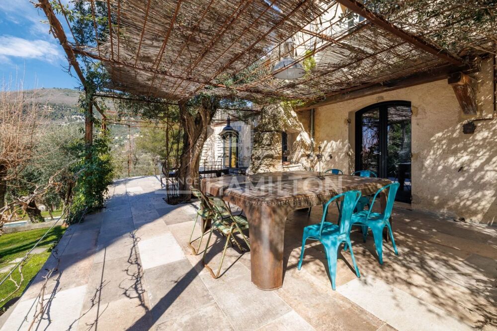 Villa vue panoramique, calme absolu, piscine à 10 minutes de Va
