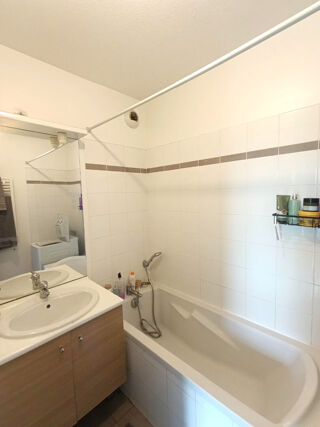  Appartement à louer 2 pièces 44 m²