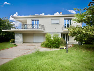  Maison � louer 4 pi�ces 140 m�