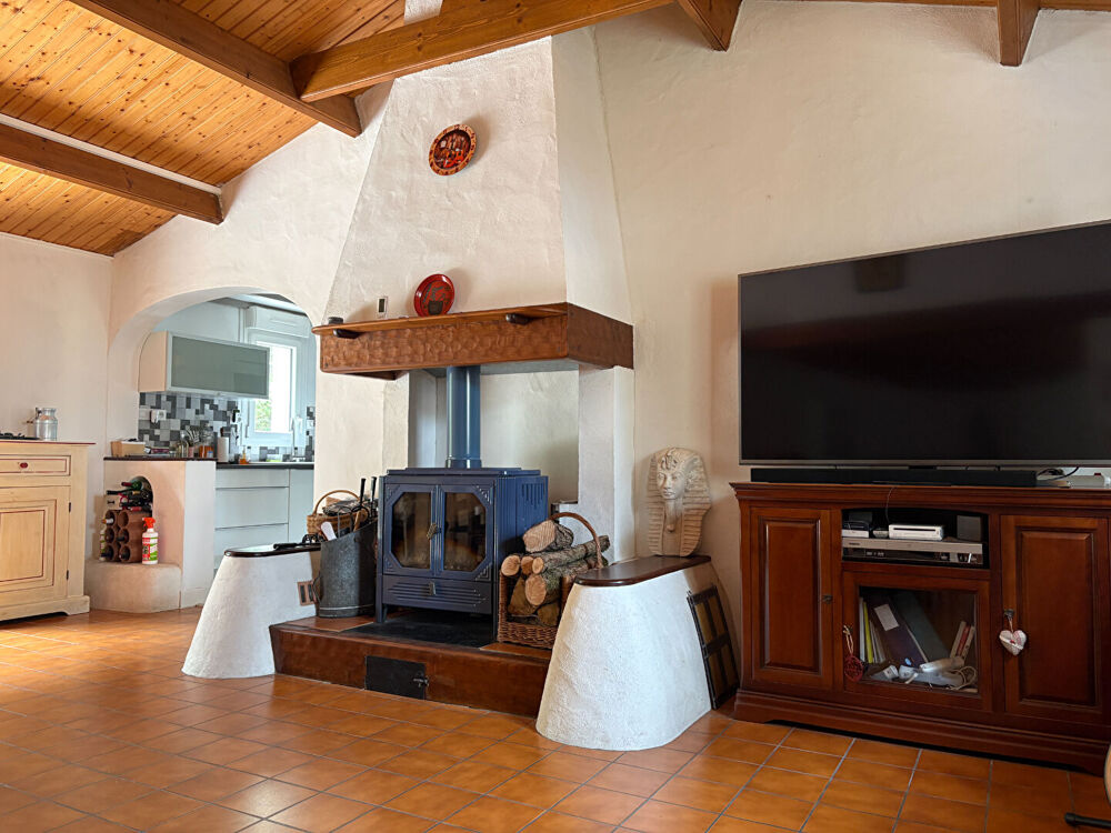 Vente Maison Maison St Hilaire De Riez 2 ch + studio, piscine, dépendance Saint hilaire de riez