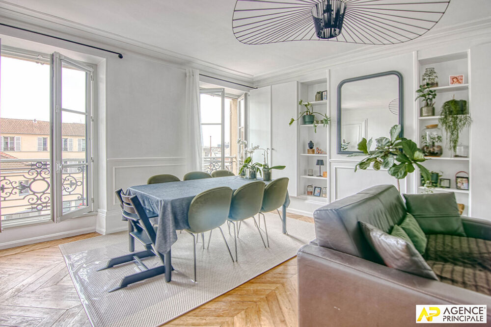 Vente Appartement Versailles Mairie-Chantiers   Appartement 3 pièces 73.88 m² au sol situé au 2ème étage avec cave et grenier Versailles
