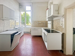  Appartement à louer 5 pièces 173 m²