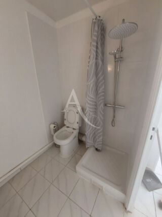  Appartement à louer 1 pièce 19 m²