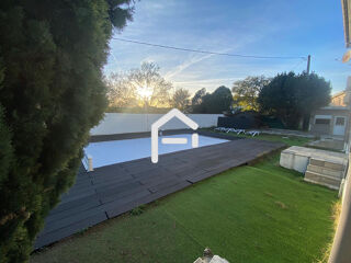  Maison � vendre 8 pi�ces 258 m�