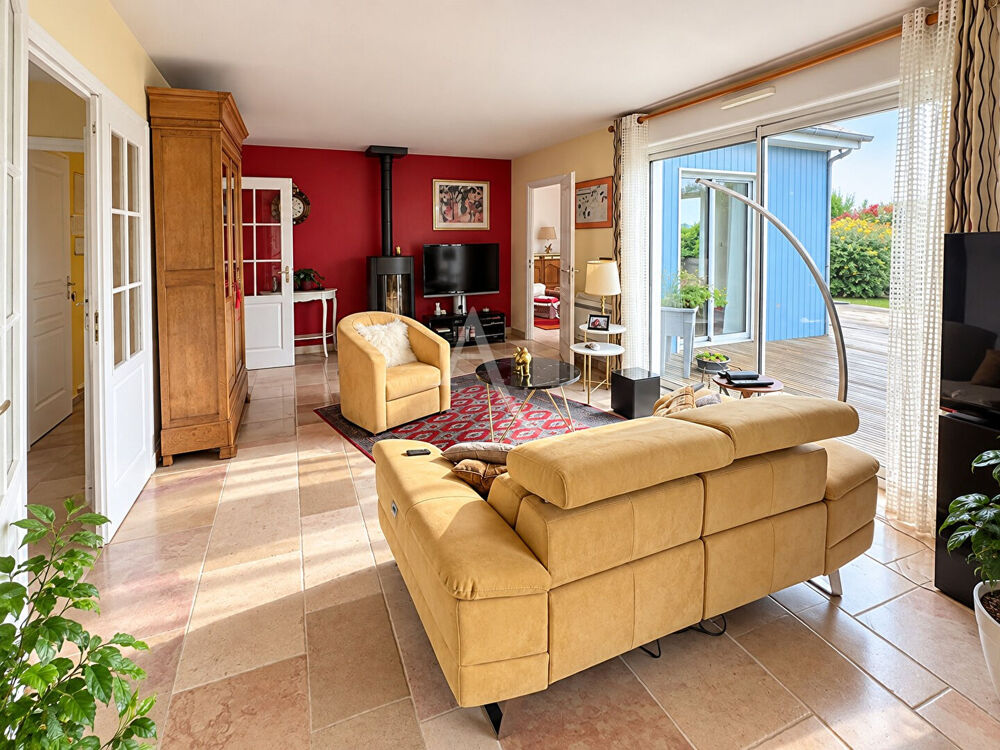 Maison Franqueville Saint Pierre 8 pièce(s) 186.50 m2