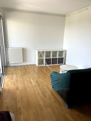 Appartement à louer 1 pièce 31 m²
