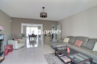  Maison à vendre 7 pièces 183 m²