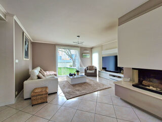  Maison  vendre 6 pices 126 m