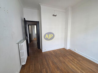   Bureaux 3 pièces sous bail professionnel Nantes Centre (Rue du Calvaire) Nantes