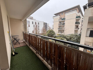  Appartement à louer 4 pièces 78 m²