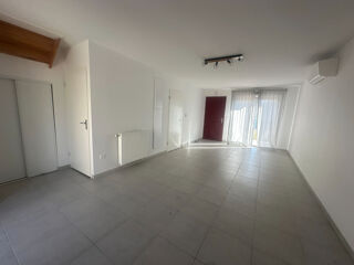  Maison à louer 4 pièces 81 m²