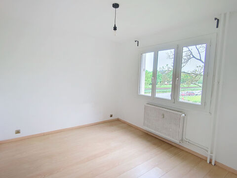  Appartement  louer 4 pices 79 m