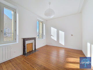  Appartement à louer 3 pièces 60 m²
