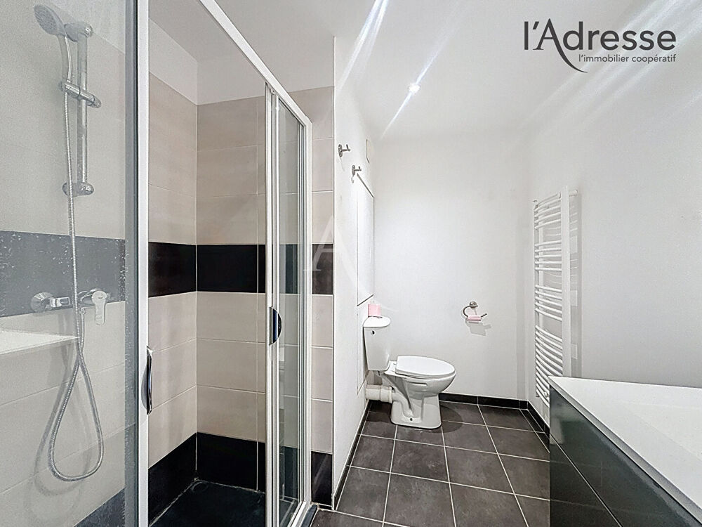 Location Appartement Studio de 32m² /Parking  - Centre-ville de Suresnes Suresnes