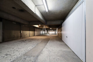  Parking / Garage � louer 