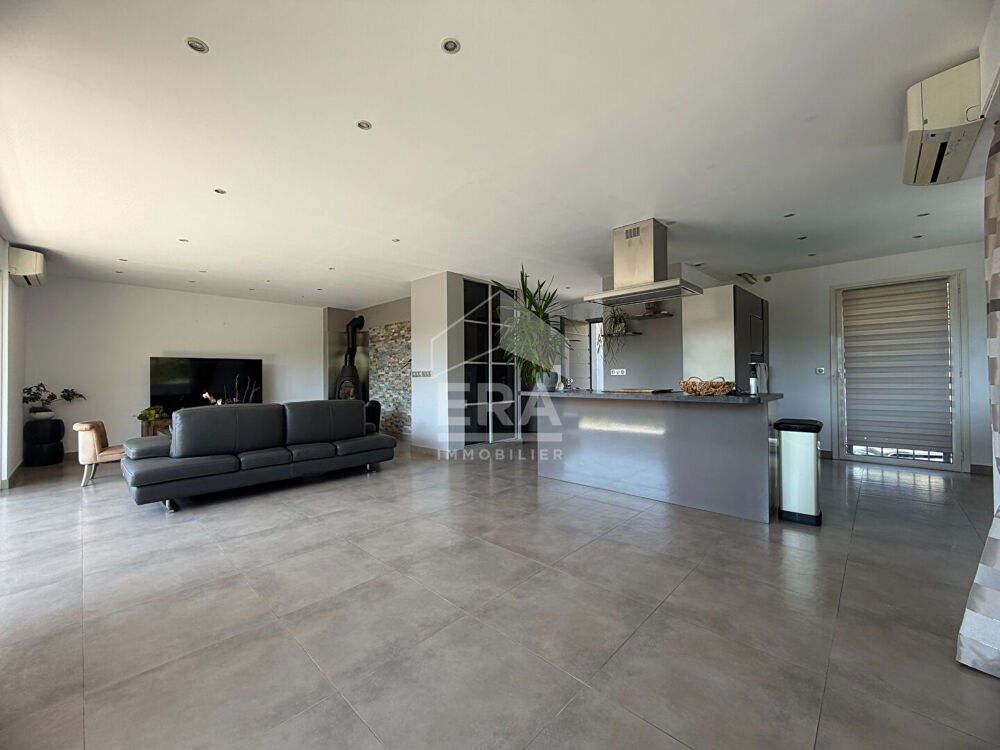 Haut de villa 4 pièces avec piscine et entrée indépendante - Les Caillades