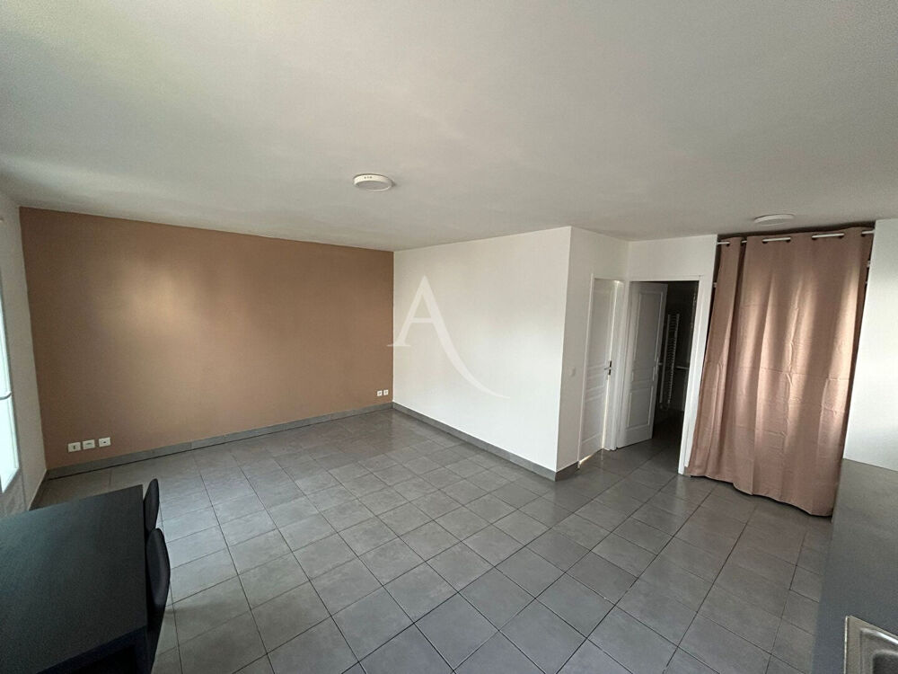 Vente Immeuble Immeuble Chevry Cossigny 5 pièce(s) 96.43 m2 Chevry cossigny
